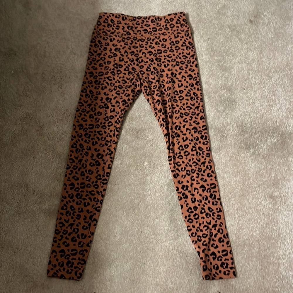 womens cheetah print leggings